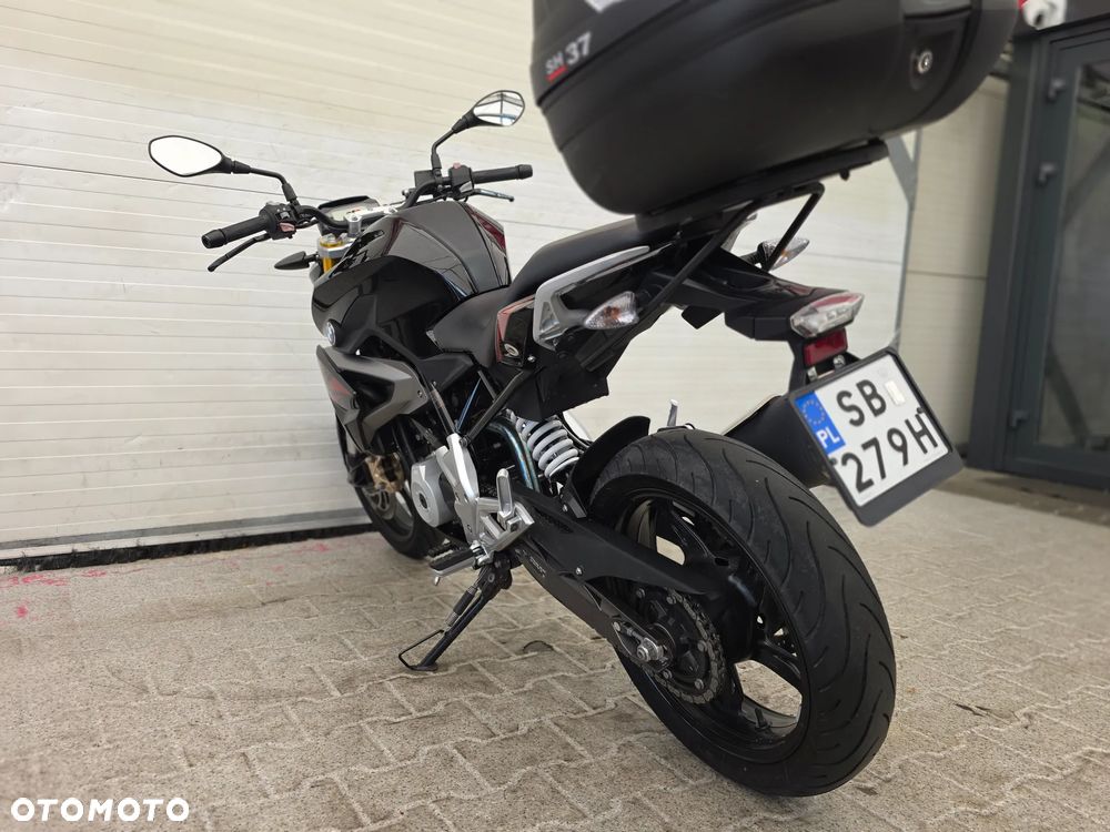 BMW G - 19