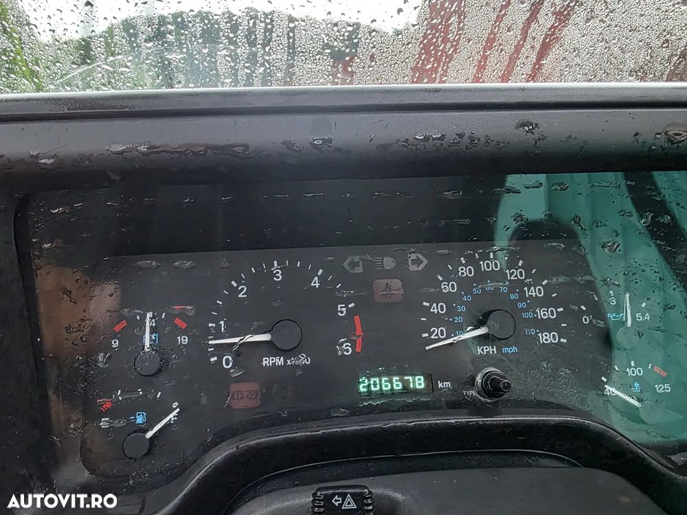 Jeep Wrangler - 6