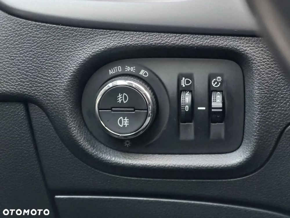 Opel Astra 1.6 CDTI Enjoy S&S - 15