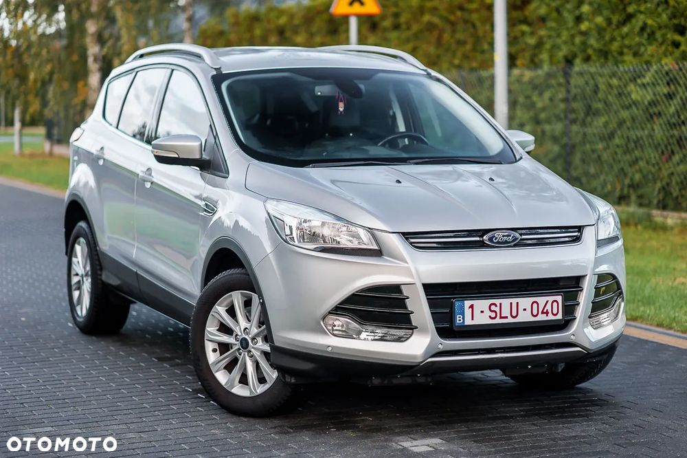 Ford Kuga 2.0 TDCi 2x4 Titanium - 1