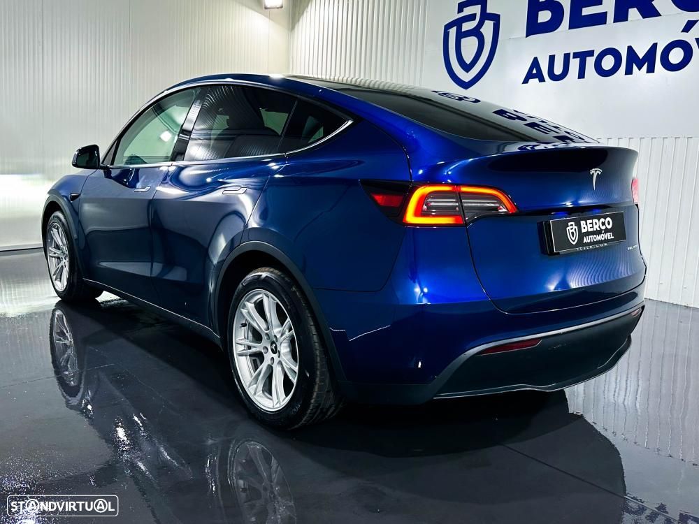 Tesla Model Y Long Range Dual Motor AWD - 7
