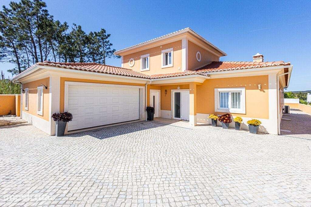 Casa / Villa T4 em Nadadouro de 228 m2 - Grande imagem: 3/40