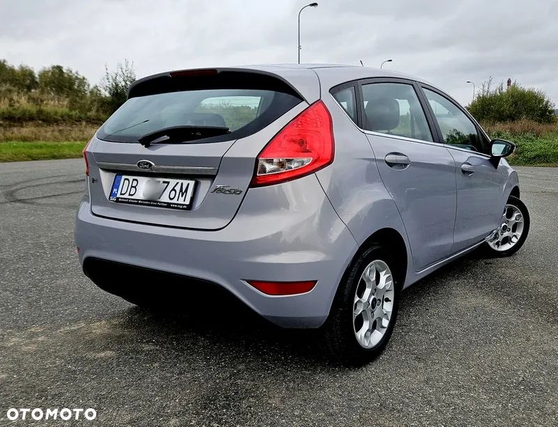 Ford Fiesta 1.4 Titanium - 14
