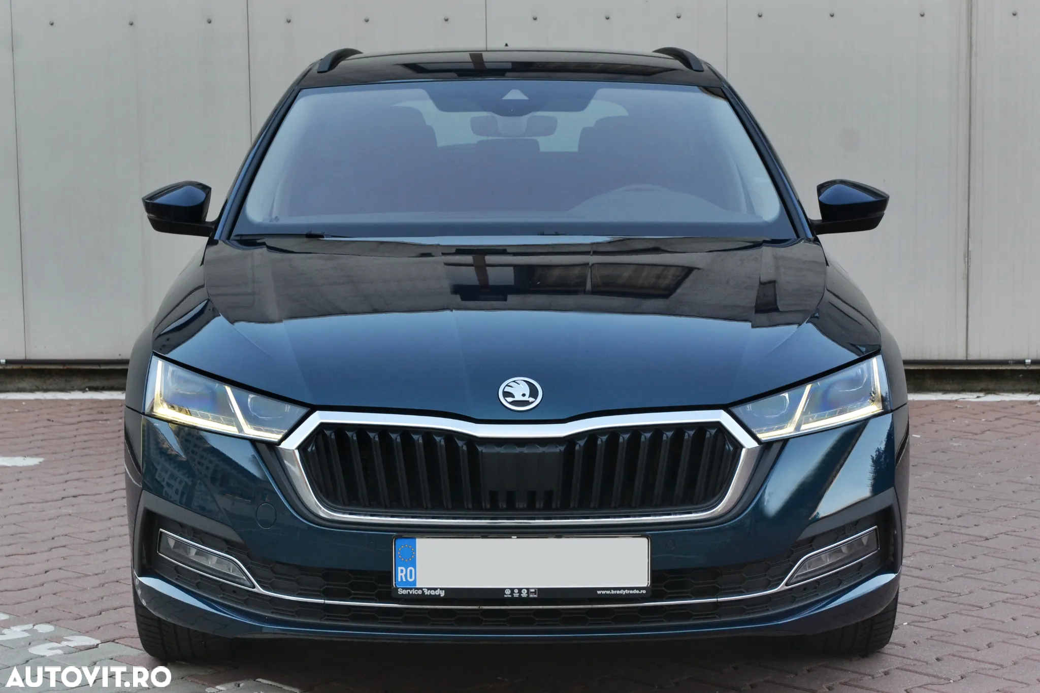 Skoda Octavia Combi 2.0 TDI DSG 4X4 Style - 26