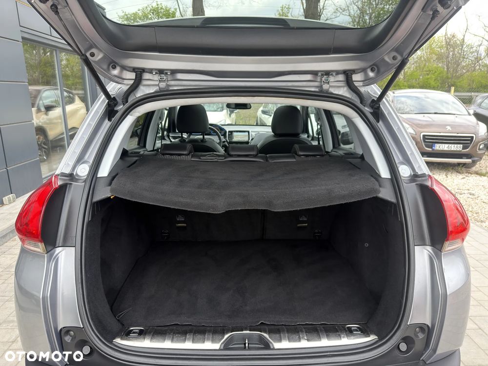 Peugeot 2008 1.2 Pure Tech GPF Allure S&S - 26