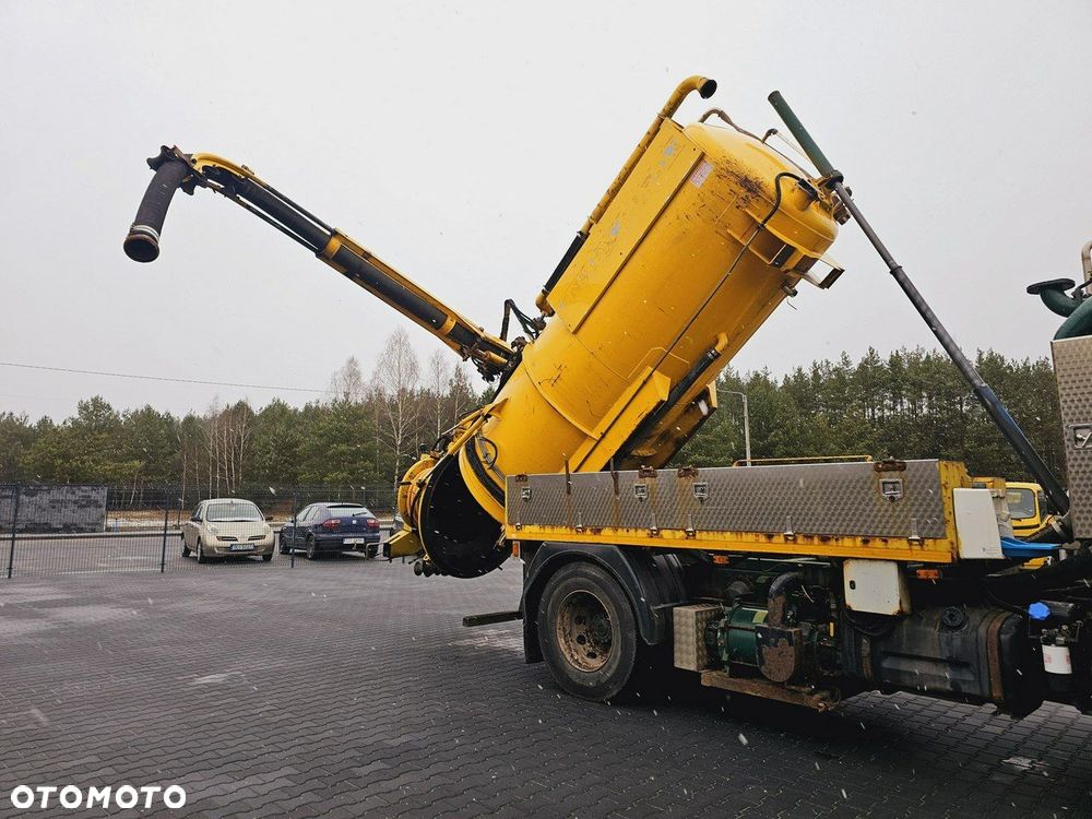 Volvo FULLER TANKERS 2008 WUKO do zbierania odpadów płynnych - 28