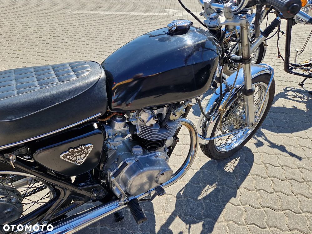Honda CB - 11