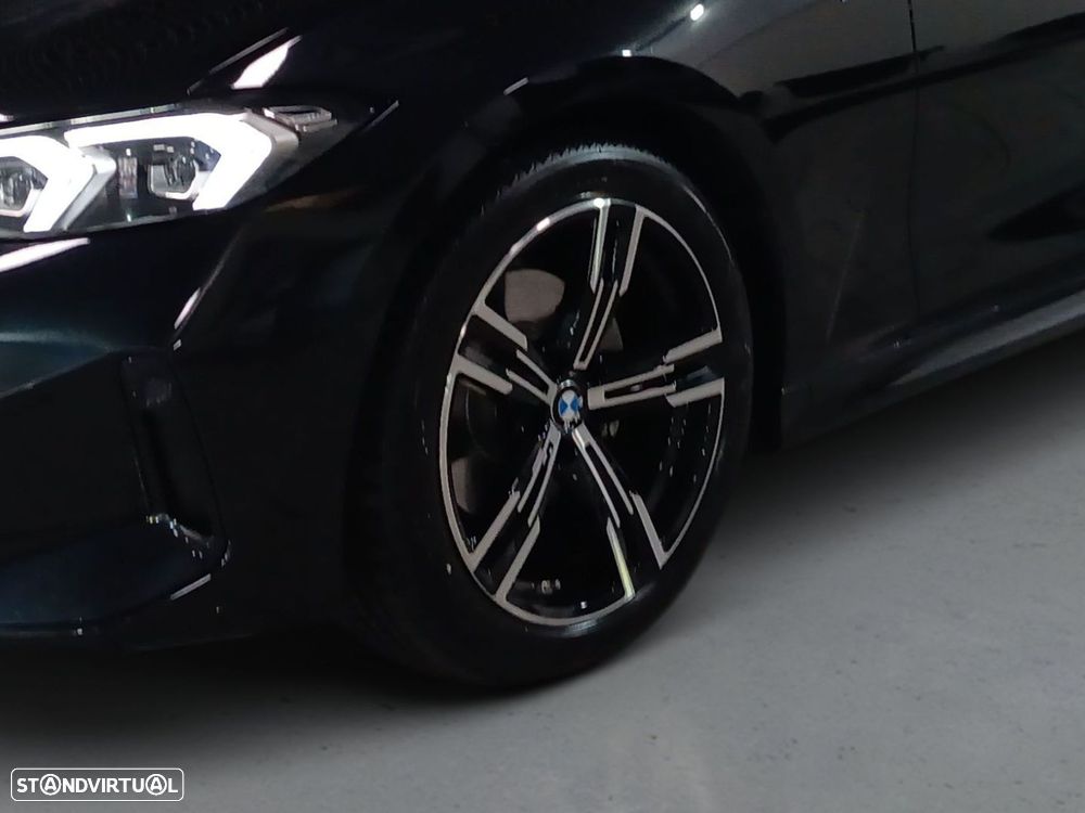 BMW 320 d Pack Desportivo M Auto - 4