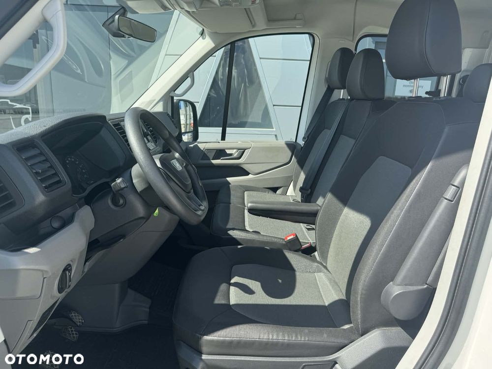 MAN 4X4 / TGE 3.140 DOKA 7-osobowa - 9