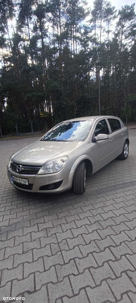 Opel Astra - 2