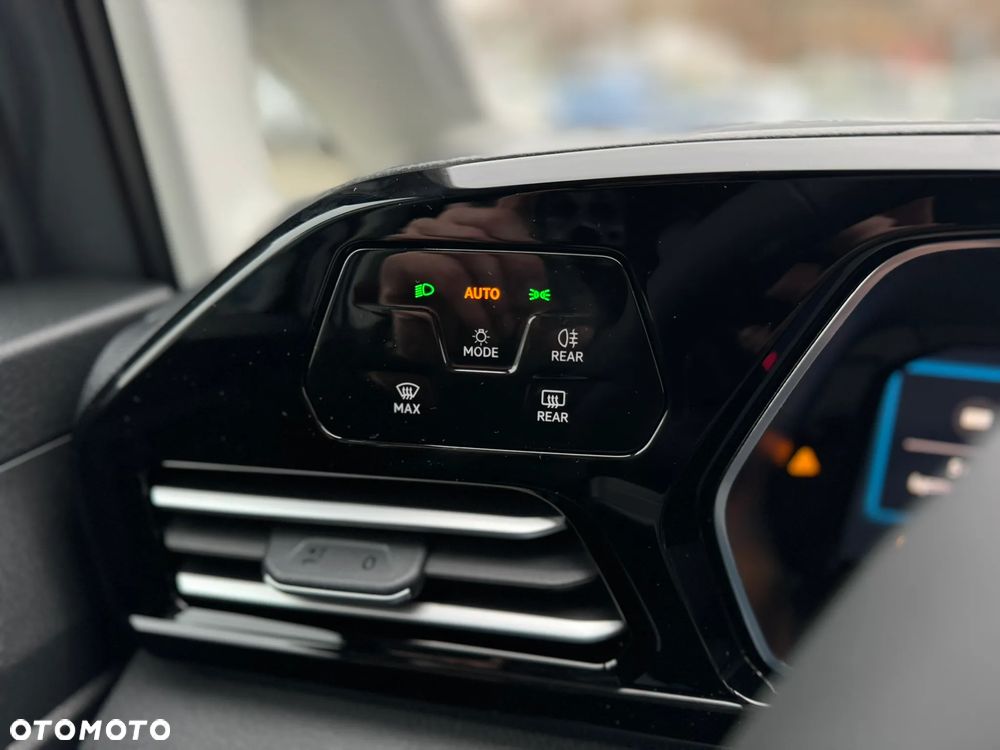 Volkswagen Caddy Cargo - 24