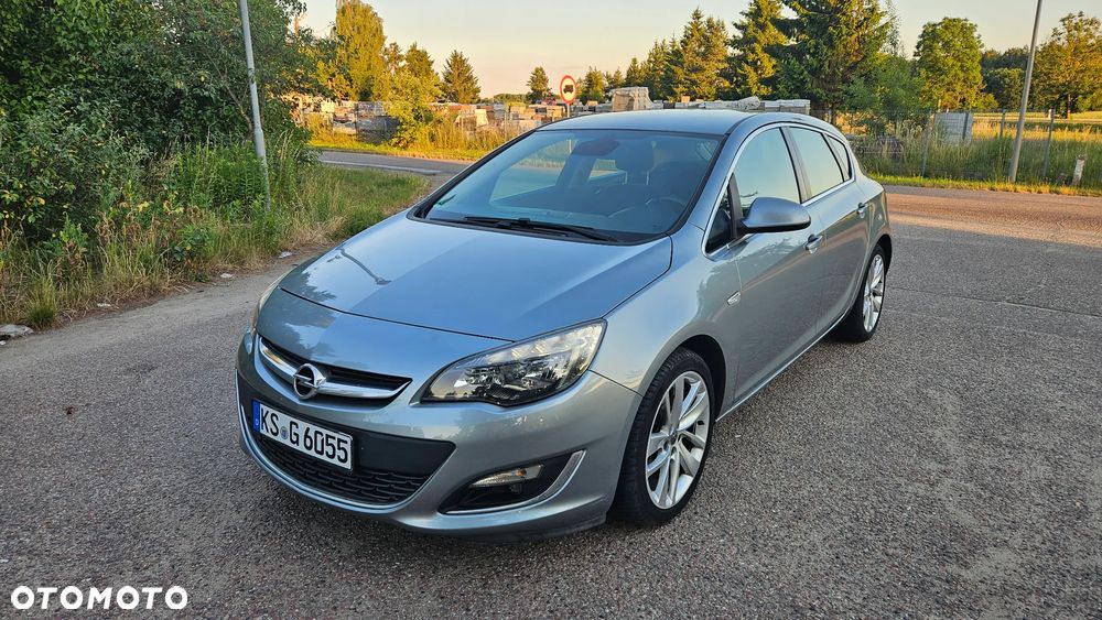 Opel Astra 1.4 T Cosmo - 1