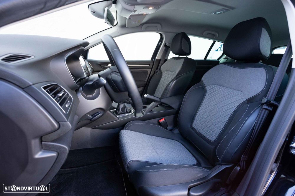 Renault Mégane Sport Tourer 1.5 Blue dCi Limited C/PM+Pneu - 27