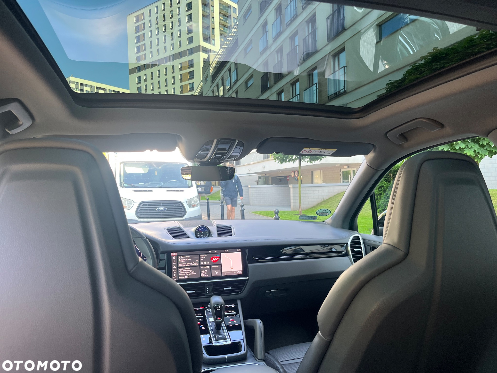 Porsche Cayenne Platinum Edition - 13