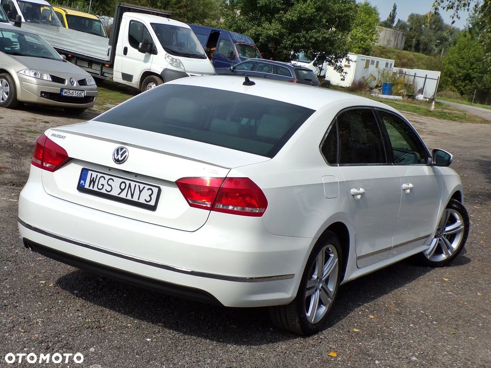 Volkswagen Passat 2.0 TDI SCR Highline DSG - 14