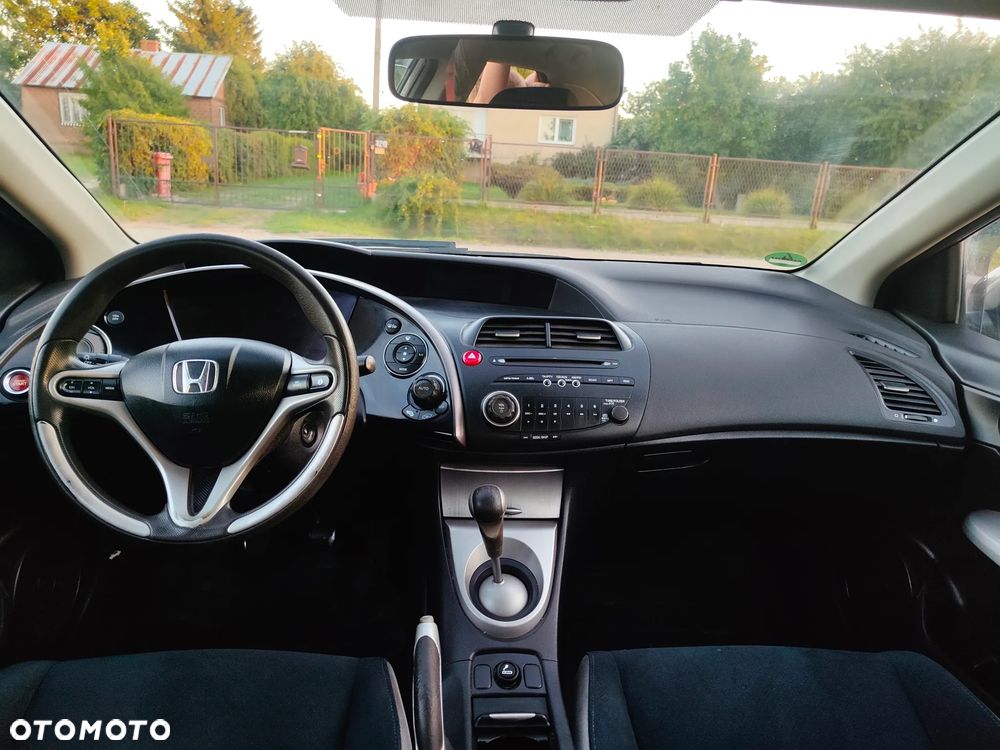 Honda Civic 1.4i-DSi - 6