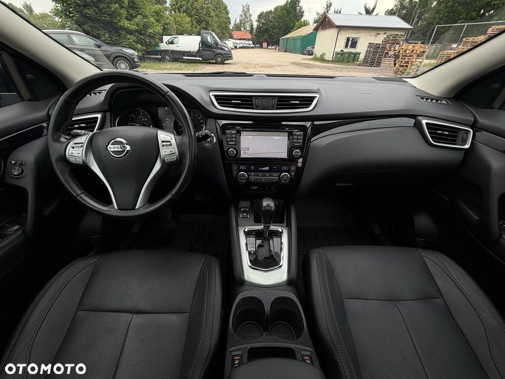 Nissan Qashqai 1.6 dCi Xtronic TEKNA+ - 33