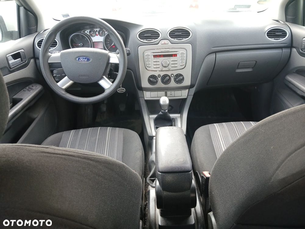 Ford Focus 1.6 TDCi DPF Trend - 5