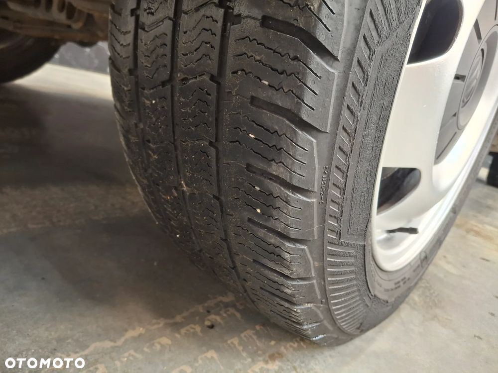 Volkswagen T6 Tansporter 4 MOTION Napęd 4x4 Webasto Klimatyzacja Grzane Fotele Hak Najmocniejsza Wersja 204 KM Pomarańczowy Służba Drogowa 9 Miejsc W Dowodzie - 26