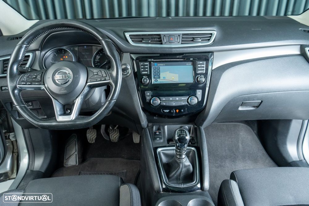Nissan Qashqai 1.5 dCi N-Connecta - 10