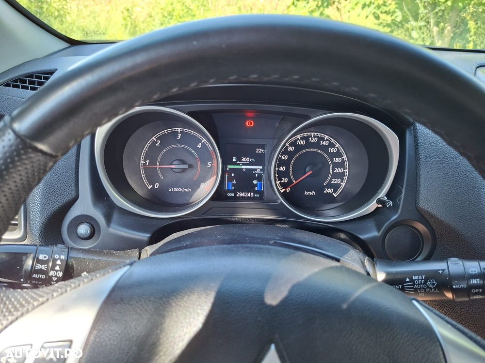 Mitsubishi ASX - 11