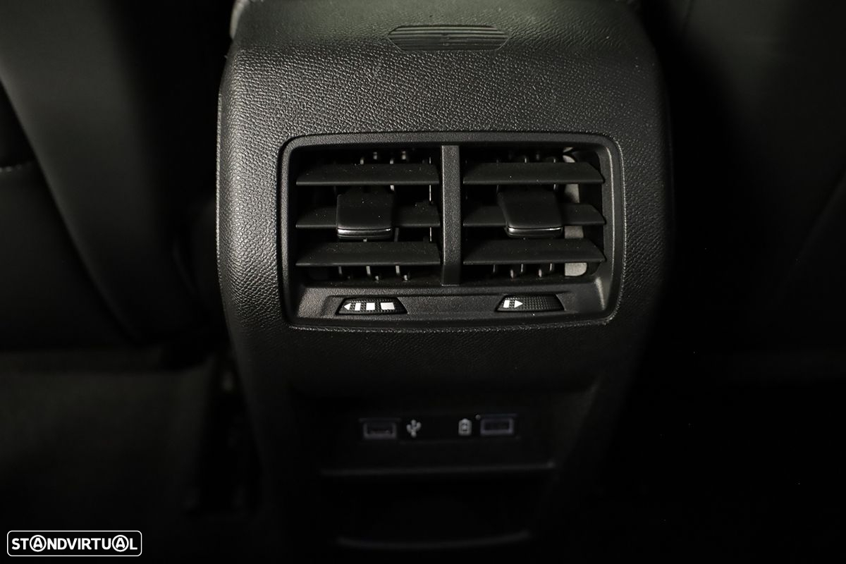 Peugeot 308 SW 1.2 PureTech Allure Pack EAT8 - 23
