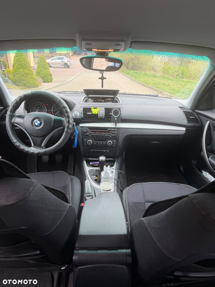 BMW Seria 1 116i - 6