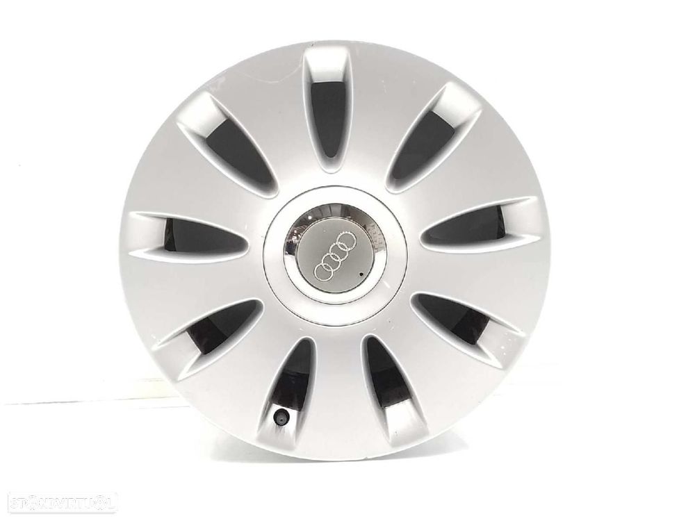 PNEU AUDI A6 BERLINA 4F2 - 1