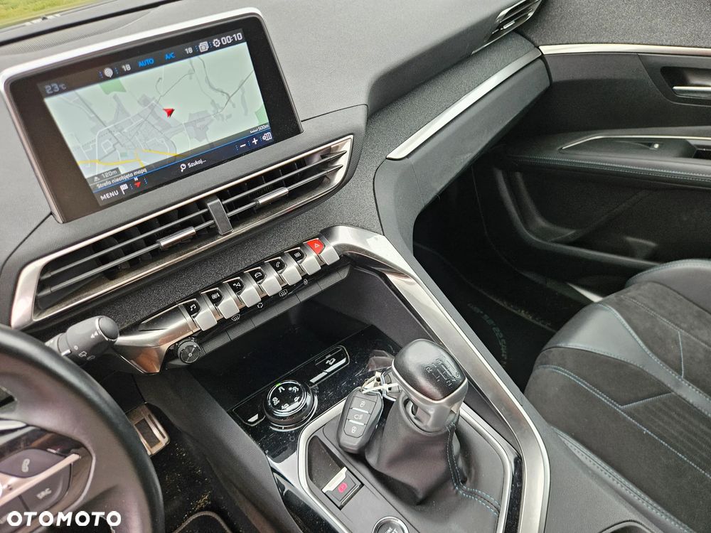 Peugeot 3008 1.5 BlueHDi Crossway S&S - 11