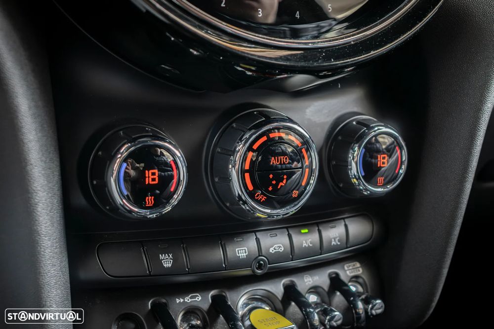 MINI 3 Portas Cooper SE - 23