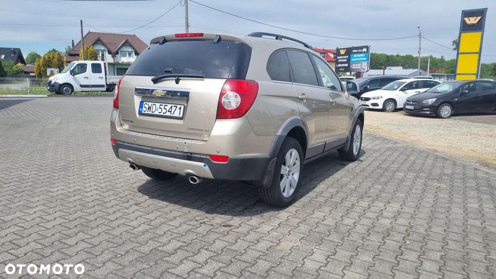 Chevrolet Captiva - 8