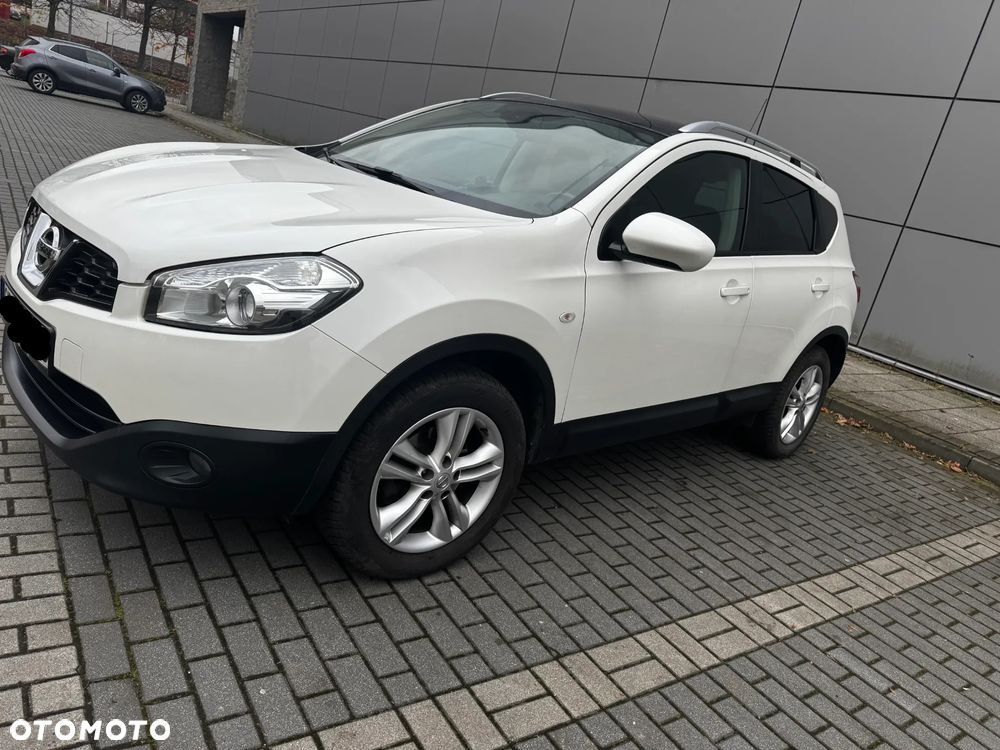 Nissan Qashqai - 2