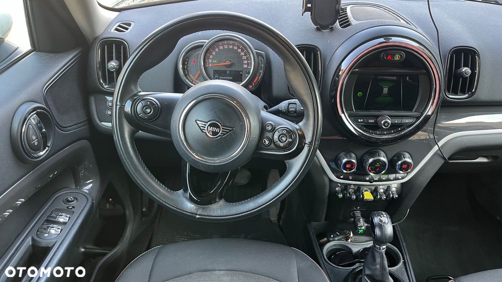 MINI Countryman - 25