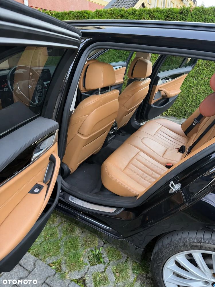 BMW Seria 5 530i xDrive Luxury Line - 15
