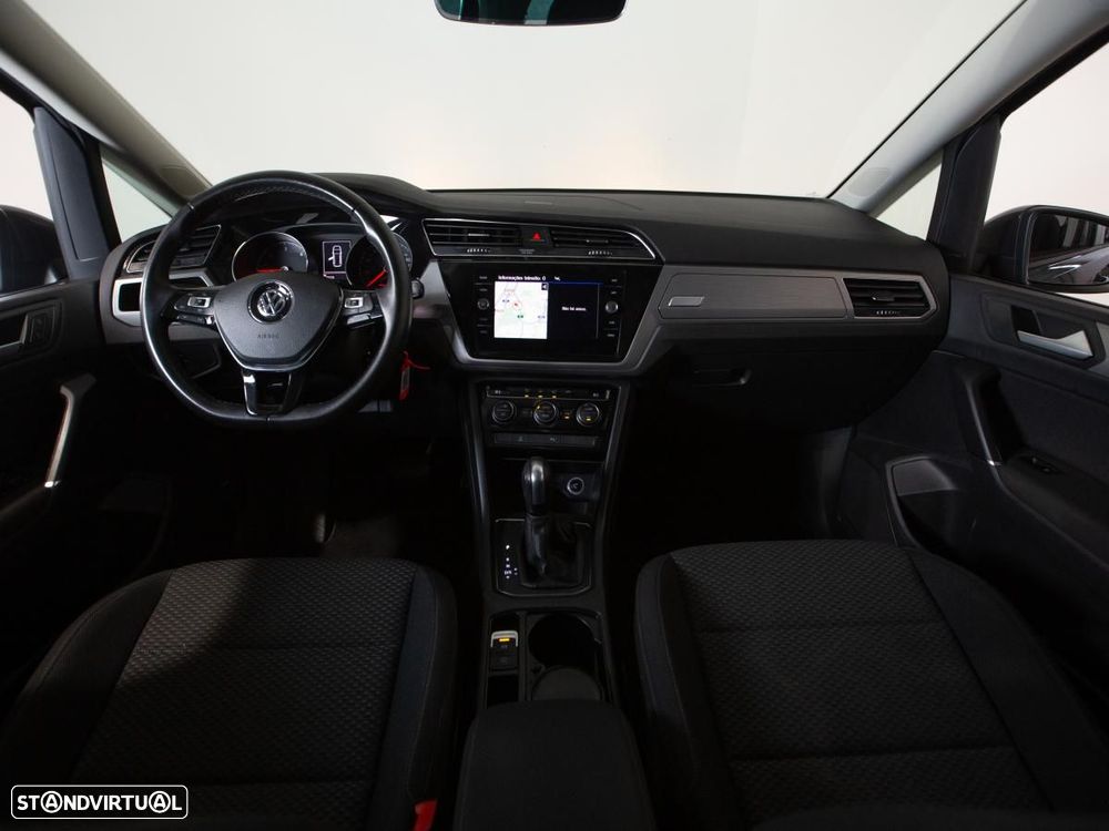 VW Touran 2.0 TDI Confortline DSG - 6