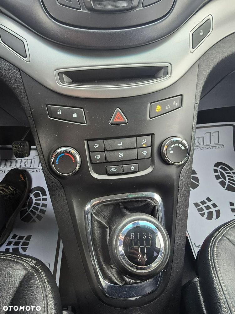 Chevrolet Orlando - 23