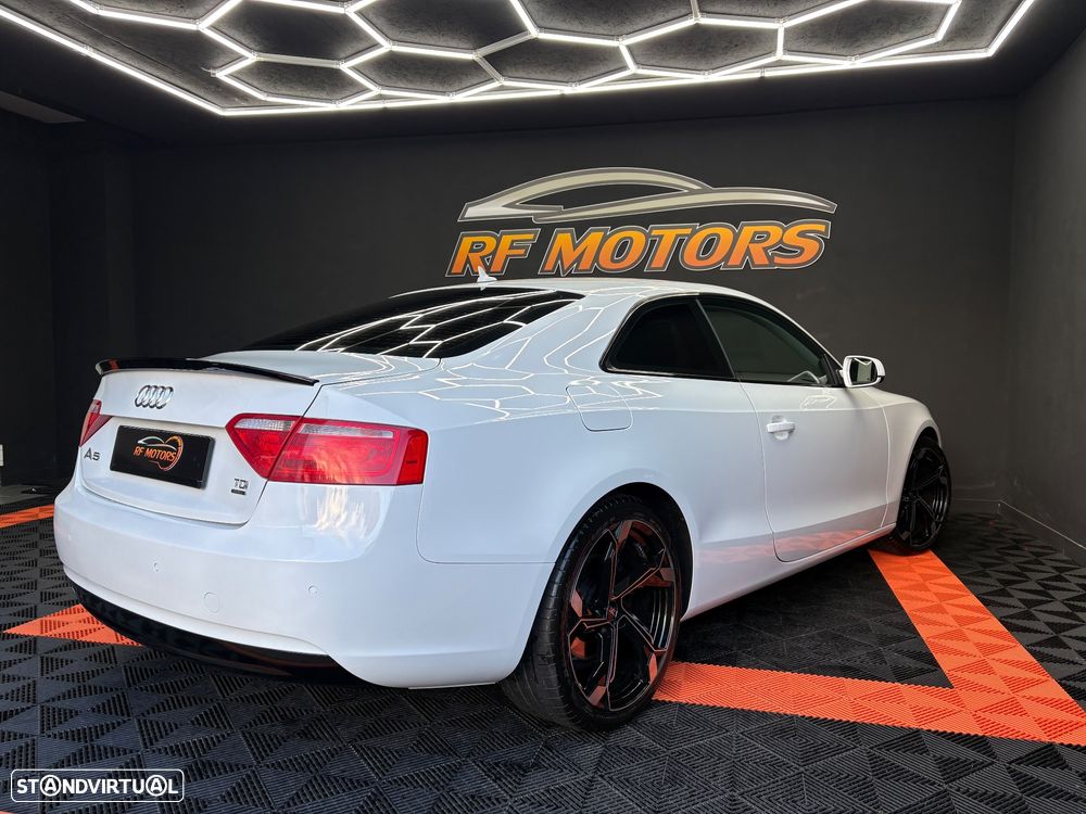 Audi A5 2.0 TDI quattro S tronic S-line - 30