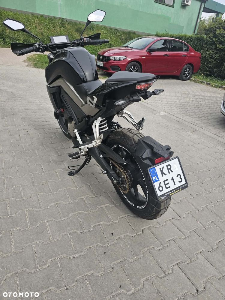 CFMoto 300NK - 4