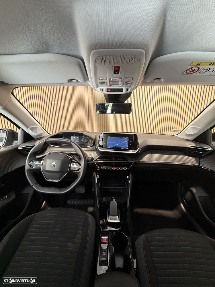 Peugeot e-208 Active - 8