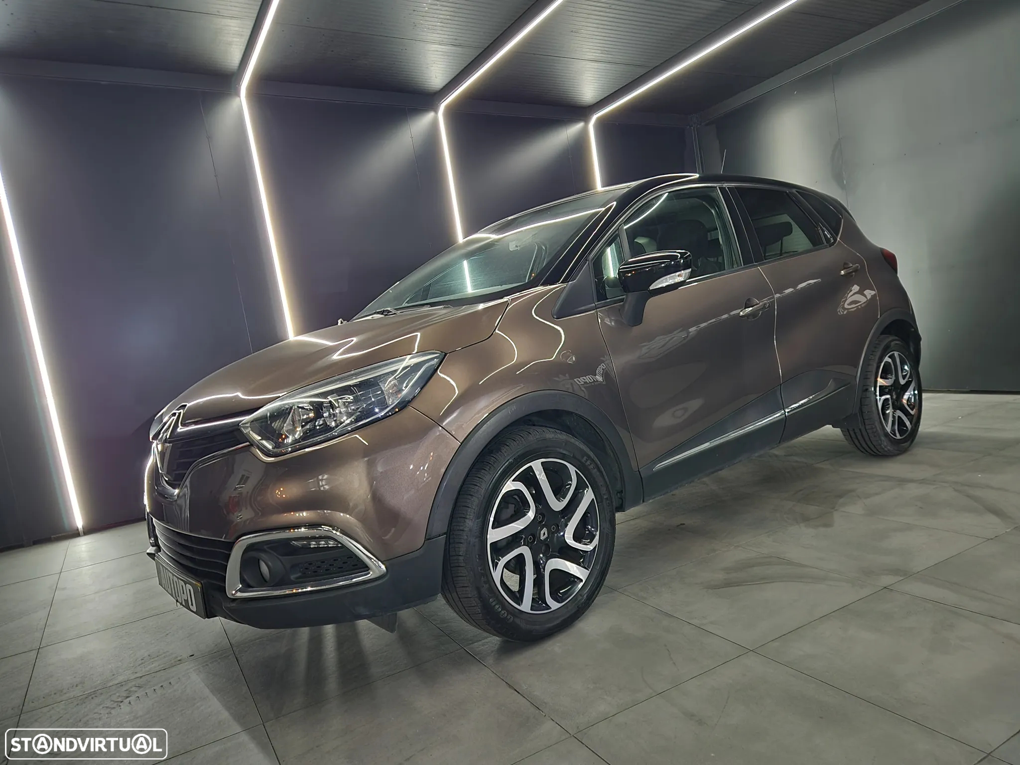 Renault Captur 1.5 dCi Exclusive - 4