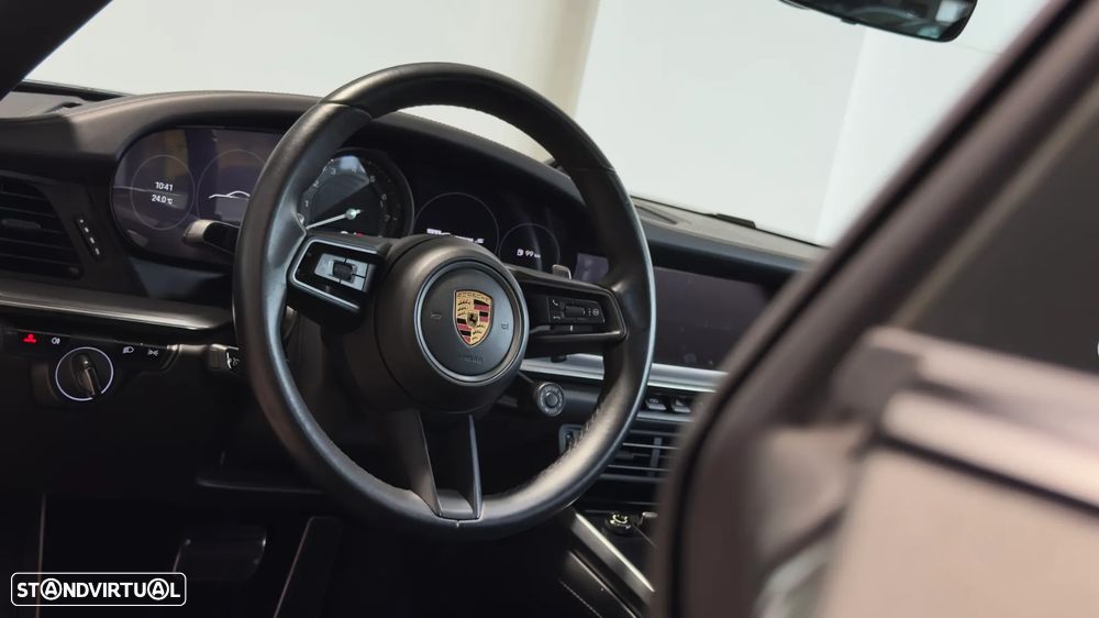 Porsche 911 (992) Carrera S PDK - 17