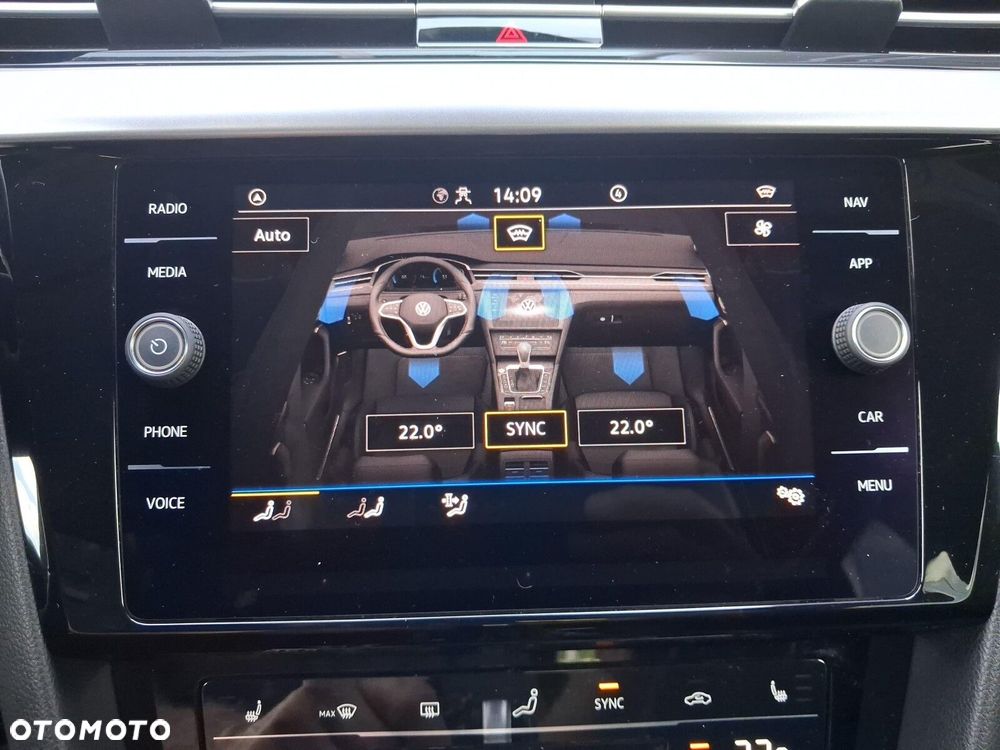 Volkswagen Arteon 2.0 TSI R-Line DSG - 24