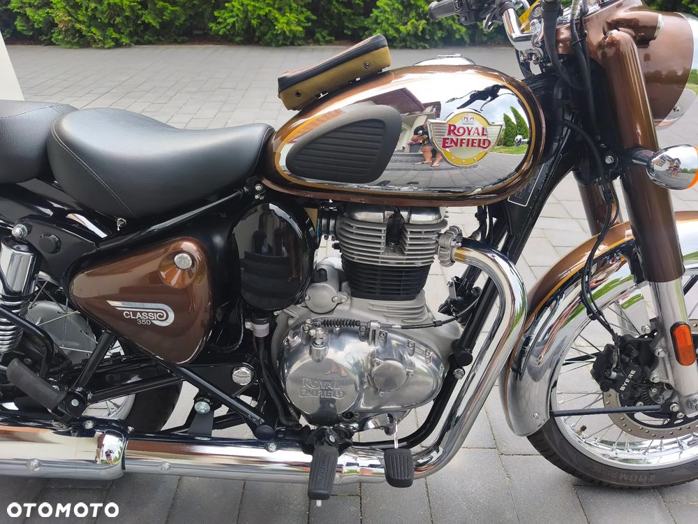 Royal Enfield Classic - 15