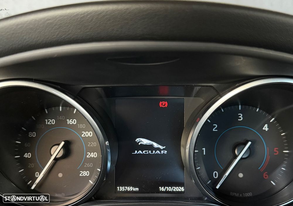 Jaguar XE E-Performance Aut. R-Sport - 17
