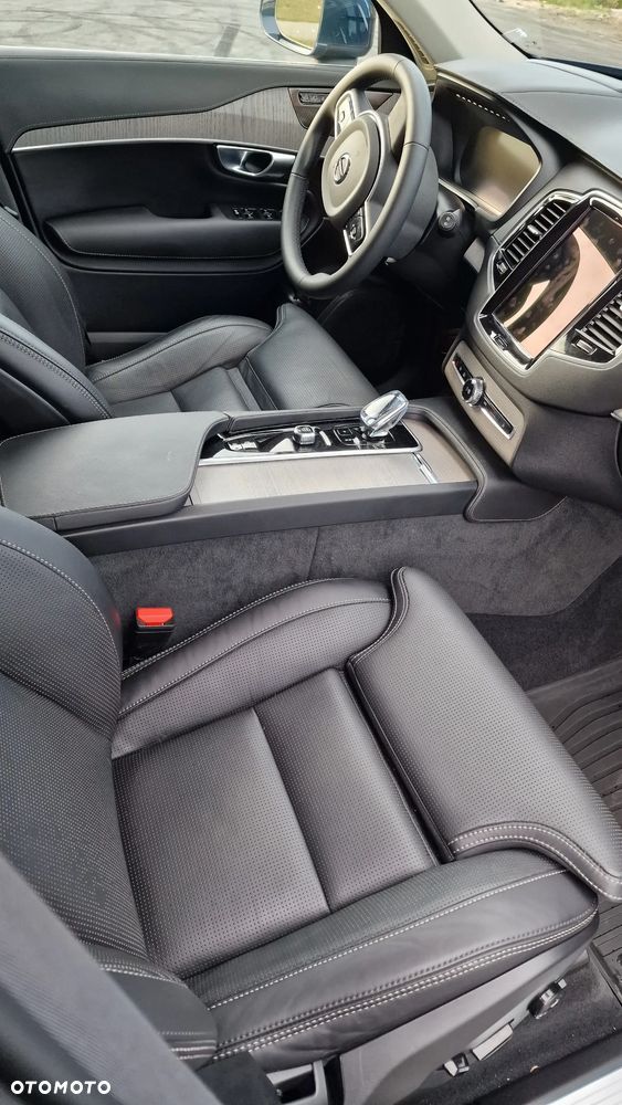 Volvo XC 90 - 13