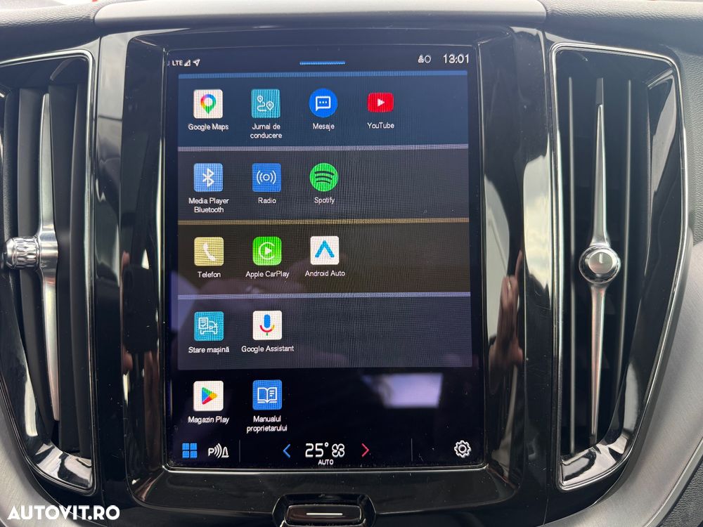 Volvo XC 60 T6 AWD Recharge Geartronic Inscription Expression - 24