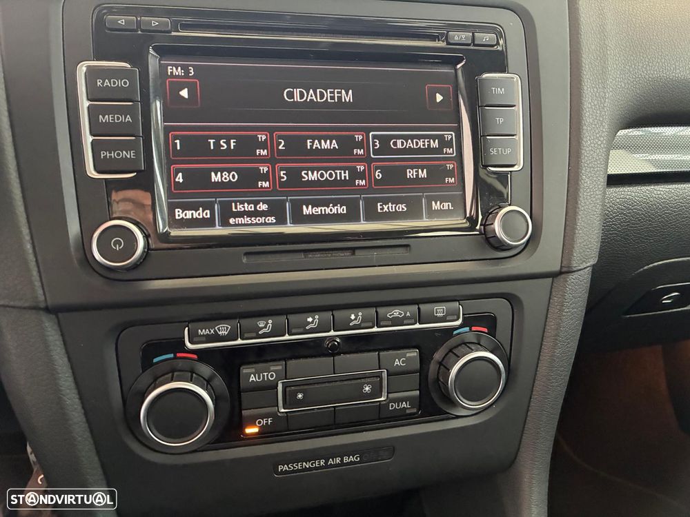 VW Golf 2.0 TDi Confortline - 5