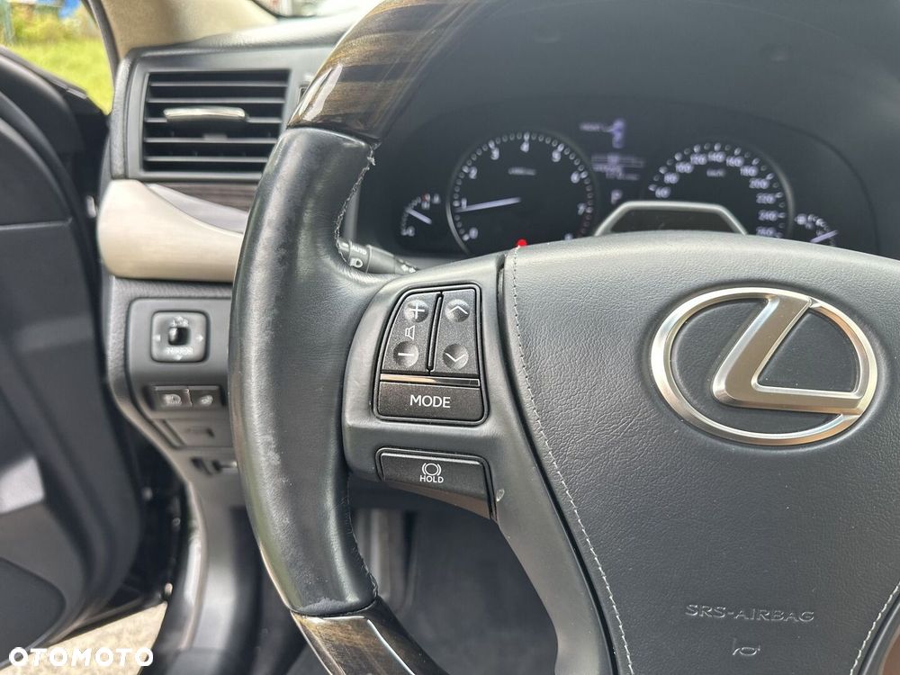 Lexus LS 460 Elite AWD - 16