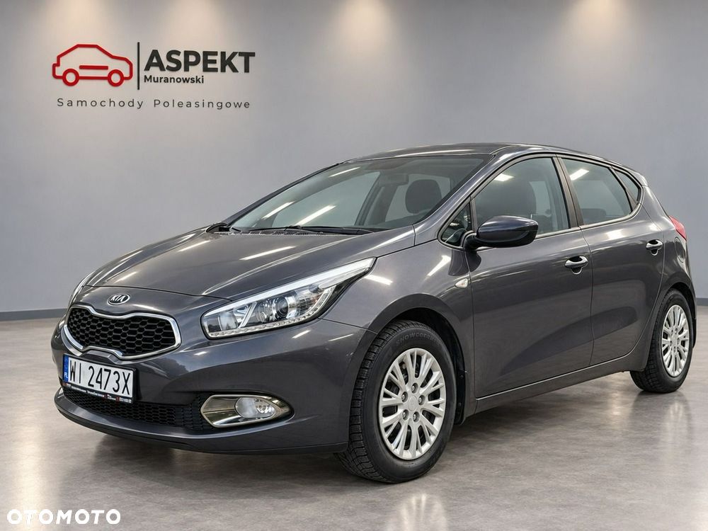 Kia Ceed - 13