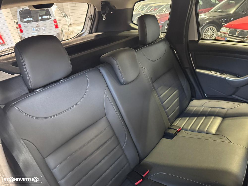 Dacia Duster 1.5 dCi Prestige - 17